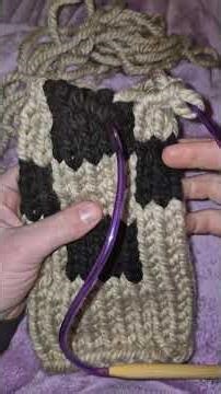 making the second leg warmer so ive got a pair! #knitting #intarsia #checkmate #tutorial