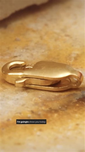 Stuller Bench Jeweler on Instagram: "Another top moment of 2025? Soldering without damaging the clasp. ✨🔥"