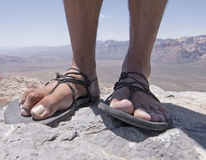 Treating Bone Spurs On The Top Of Your Foot | Dr. Lance Silverman