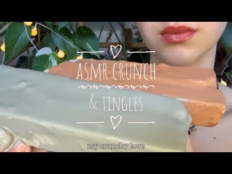 ASMR Chalk eating with clay paste crunches #chalkasmr #wetcrumbling #chalkpaste #asmrvideo #asmr