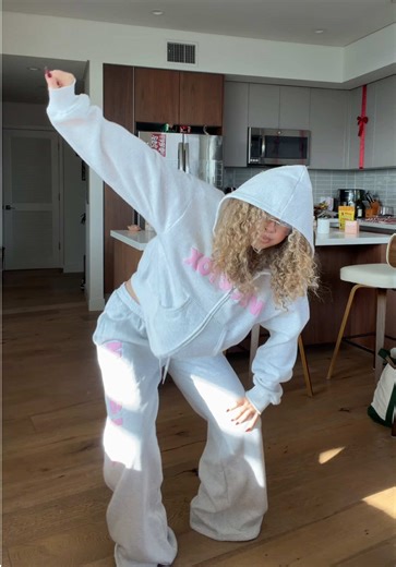 the confidence that this hoodie set gave me had me thinking my knees could keep up with this dance 🪩 don’t forget to check out their end of the year sale to save 30% off 💰 MALIATIKTOK @White Fox Boutique #whitefoxpartner