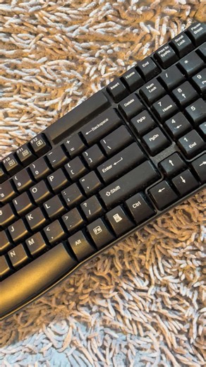 Rapoo keyboard with mouse #rapookeyboard #wirelesskeyboard #keyboardandmouse #wireless