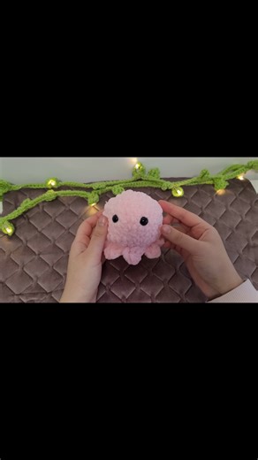 Crochet an octo with me! #crochet #crochetersoftiktok #crochettiktok #crochetideas #crochetoctopus #crochetplush #amigarumi #craft #crochettok #crochetcraft #octopus #fyp