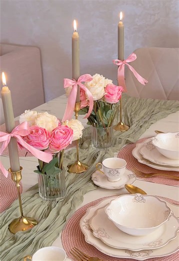 Victorian style dining table 🌸 #victorianstyle #maroc #diningtable