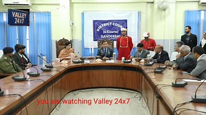 *Chief Justice and Administrative Judge of District Ganderbal visit District Court Complex Ganderbal* Take review of its functioning and infrastructure GANDERBAL, APRIL 01: Justice N. Kotiswar Singh, the Chief Justice High Court of Jammu & Kashmir and Ladakh, today visited the District Court Complex Ganderbal and reviewed its functioning and infrastructure. The Chief Justice was accompanied by Ms. Justice Moksha Khajuria Kazmi, Administrative Judge District Court Ganderbal. On their arrival, the