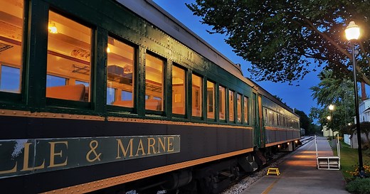 Enjoy These Stunning Scenic Train Rides In Michigan