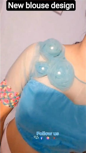 new flower blouse design stitching flower 🌺#youtubeshorts #designerlehengs #shortvideo