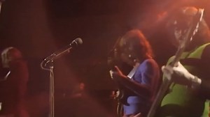 96K views · 4.1K reactions | The Kinks – Waterloo Sunset... Watch full this song: https://cozyvintage.dohimusic96.com/the-kinks-waterloo-sunset/?utm_source=facebook&utm_medium=ngreel&utm_campaign=cozyvintage | Cozy Vintage | Facebook