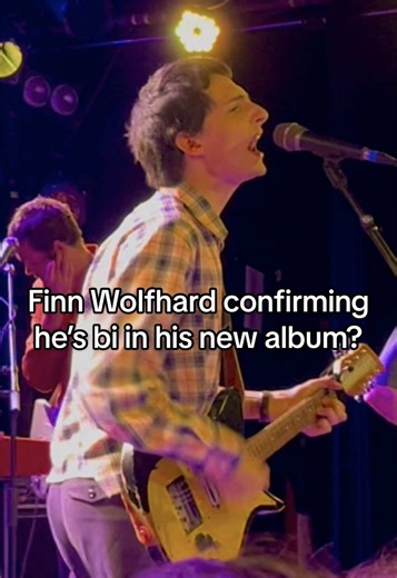 I’m so so so proud of him and honestly so happy 🫶🏻 I’ve always had a feeling he could be either gay or bi, but I never had any confirmation. If he really did come out today, I’m so happy for him. It feels like the beginning of a whole new chapter in his life. 🥹💗 @Finn Wolfhard #finnwolfhard #viral #trending #foryou #comingout