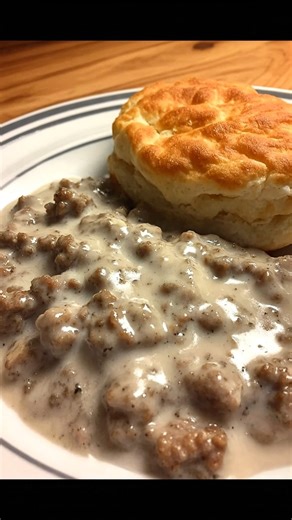 8.5K views · 52 reactions | 4-INGREDIENT SAUSAGE GRAVY RECIPE ...
