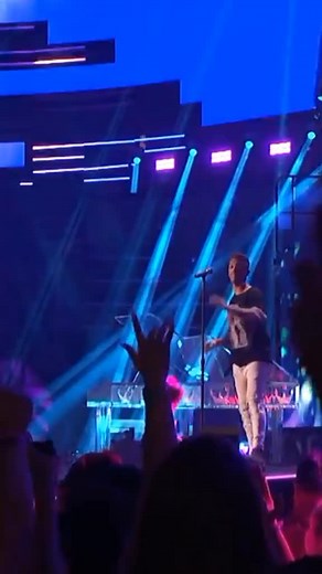 Kygo ft Justin Yeso Stargazing Music Video