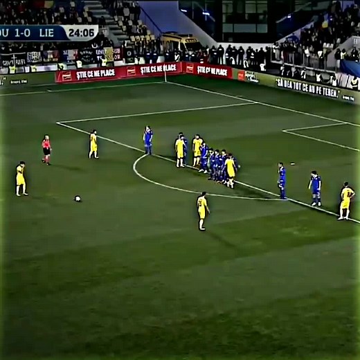 hagi❤🥵#5pasidebine #steaua_bucuresti🔴🔵🇷🇴 #fcsbesteaua🔵🔴 #goviral #fcsbesteaua🔵🔴 #seby_editz1 #fy #viral #viral