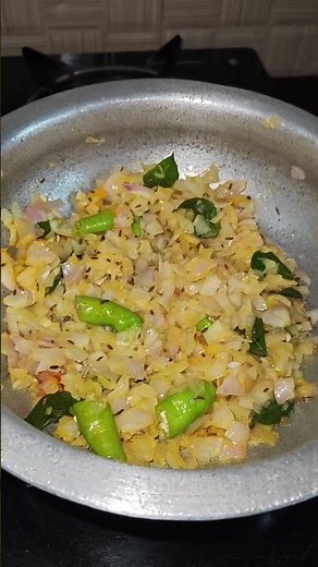 Trying Green Banana Curry for the First Time | Easy Recipe + Need Your Tips! 🍛