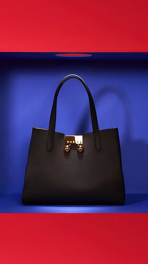 Marni on Instagram: "The Trunkaroo Tote Bag in a playful mix of colors — an exquisite choice. Marni Spring/Summer 2025 Vol.1 is available online and in stores. Creative Director: Francesco Risso @asliceofbambi Video: Sergio Cattivelli @cattivelli_studio #marni"