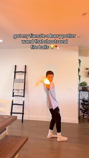 Harry Potter Fire Shooting Wand - Real Fire Magic Wand