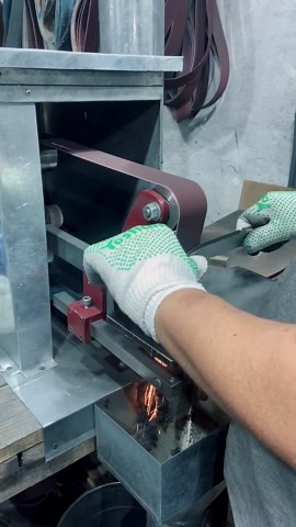 BPSKNIVES Adventurer - Bushcraft Knife - Fixed-Blade Carbon Steel Knife with Leather Sheath and Firestarter - Outdoor Full Tang Knives - Camping Knives - Survival Tactical Camp Knives