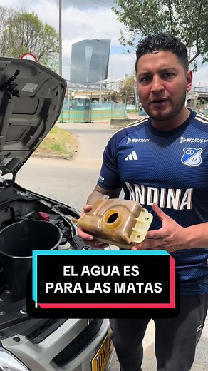 El agua en el sistema de refrigeración daña los componentes. #refrigerante #refrigerante #radiador #deposito #recalentamiento #tips #ingeniero #chevrolet #sail