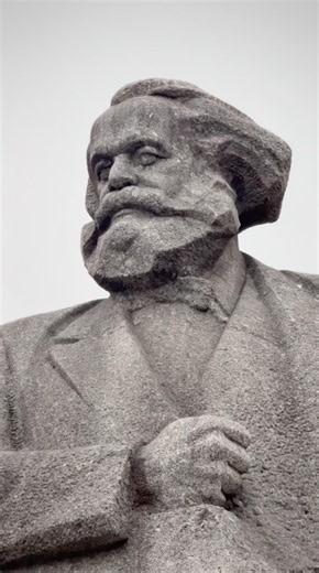Karl Marx Monument, Moscow, Russia 🇷🇺🗿🇷🇺 #russia #history #travel #shorts #new