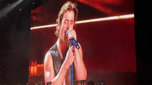 Benson Boone stuns Salt Lake crowd with cover of Adele’s “All I Ask.” 🤯 | Nate Eaton - Reporter