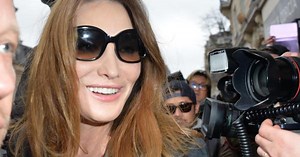 Carla Bruni, chi è la moglie di Sarkozy: figli, età, altezza, lavoro e canzoni della modella