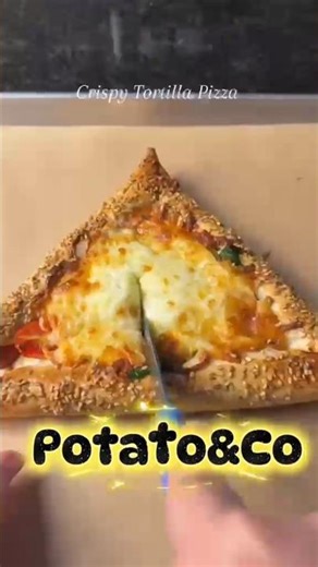 Crispy Tortilla Pizza 🤤🔥 Ready in 5 Minutes!