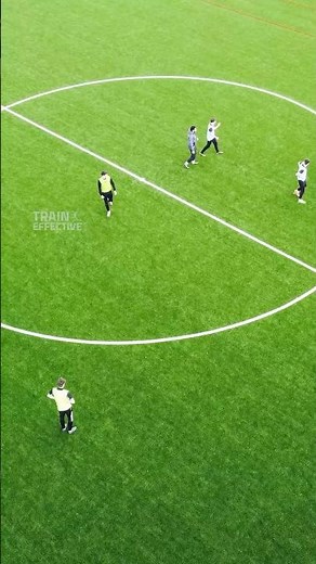 Why football pitches have a semi-circle 🏟️