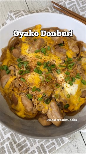 28K views · 276 reactions | Quick and easy Oyako donburi #30minutemeals #japaneserecipe #quickandeasyrecipes #oiishi #roseaustincooks INGREDIENTS: 1/2 small onion, sliced. 1 boneless skinless chicken thigh, cut into bite size pieces. 1/2 tsp dashi powder. 1/2 cup hot water. 2 tbsp soy sauce. 1 tbsp mirin. 1 tbsp sugar/ 2 eggs, lightly whisked/ Green onion, for garnishing. Optional: Japanese chili flakes (shichimi togarashi) | Rose Austin Cooks | Facebook