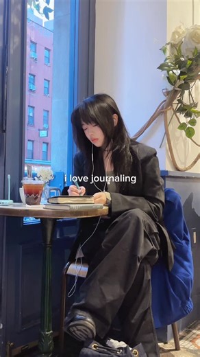 CAITILYN 𓃹 on Instagram: "living between hopecore and hopelesscore 🦭 #vlog #journal #journaling #fyp #storytelling"