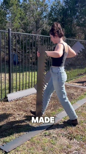 Brittany's Steel Edging Install in 15 Seconds ⏲️