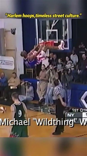 Harlem hoops,timeless street culture.#basketball #harlemglobetrotters #fyp