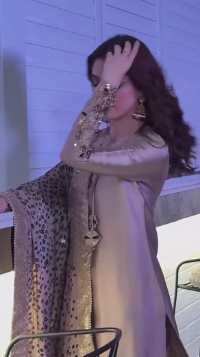 AnumCollection.pk on Instagram: "For more information 0332 6360126 We can Customize any outfit the way you want including Color, Size, Embroidery, Embellishments, Designs and Patterns. Deliver worldwide stitched & customized stitching. 95% of our customers believe that the product is as shown in the pictures.#pakistanidresses #pakistanifashion #asiandresses #desidresses #pakistaniweddings #pakistaniclothes #kuwaitwomen #partywear #formaldresses #fashionblogger #tulipshalwar #womenfashion #instaf