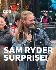 Eurovision legend Sam Ryder treated shoppers in Oxford to a surprise busking session! 🎤🙌 ▶️ Read more about his unexpected appearance ⤵️ https://www.bbc.co.uk/news/uk-england-oxfordshire-67761128 | BBC Oxfordshire