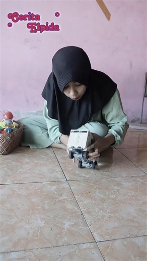 Gawat!! bunda bocil nemu mobil MBG misterius yang isinya... 😱 #vlog #horror #cerita #shorts