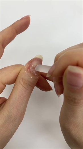 ESMIO MASTERCLASS EPISODE 1: Glass Cuticle Pusher Tutorial