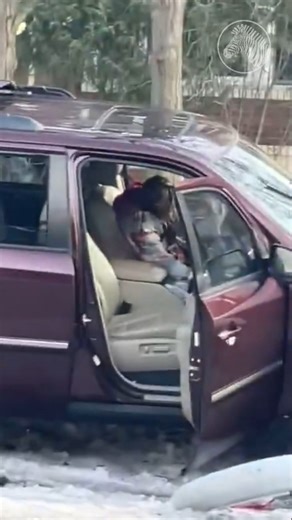 The Premium 24 on Instagram: "ICE Officer Fatally Shoots US Citizen in Minneapolis A fatal shooting involving an ICE agent has sparked outrage and protests across Minneapolis after 37-year-old US citizen Renee Good was killed during a confrontation with federal immigration officers. Video footage circulating online shows ICE agents approaching Good’s SUV and ordering her to exit the vehicle. As she attempted to drive away, an officer standing near the front of the car fired three shots, killing 