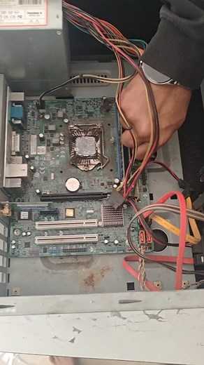 20K views · 962 reactions | Fan 1 second ghooma… aur system dead. Voltage test karte hi real problem saamne aa gayi  #computerrepair #techsupport #bhopalservices #indianvlog #vlog | Khubaib Khan | Facebook