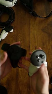 Oculus CV1 vs Quest 3 Controllers🚨#VR #META #oculus