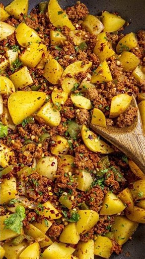 Papas con Chorizo: Cheap, Fast, and Legendary