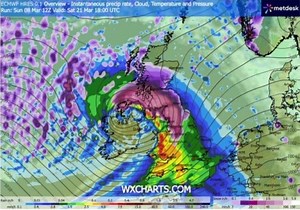 UK maps turn purple in snow forecast