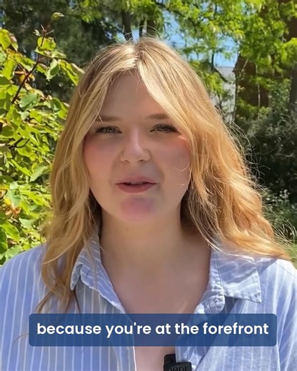 You might think that health and care research only involves people with particular illnesses or conditions. However, most research also needs healthy volunteers to take part. Sophie took part in a study looking at the impact of eating salad greens and using a dietary app on iron and vitamin B12 levels in vegan or vegetarian women. 🥬 💬 She said: "I’m lucky in that I’ve always been healthy, so I never really thought about taking part in research myself. I’ve been vegan for many years, but I wasn
