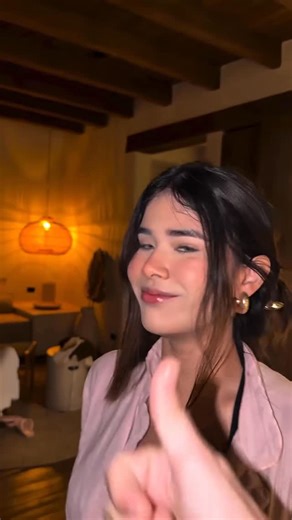 Michelle Rabbit on Instagram: "😂😂 • • • • #foryou #foryoupage #fyp #viralreels #latinas"