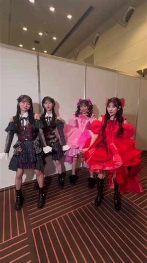 AKB48とFRUITS ZIPPERの仲間たち