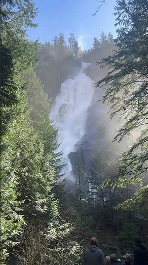 Chasing waterfalls at the magnificent Shannon Falls in Squamish, BC! 🌊✨ #shannonfalls #ExploreBC