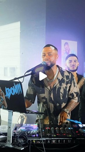 DJ ADONI on Instagram: "Hay hombres asi de verdad ??? 😅. Este va a ser tu MIX de bachata favorito de to lo que he hecho tu veraaa 🤣🥃 a las 10:00 PM atentos a YOUTUBE"