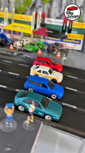 Audi Quattros vs Audi Avant RS2s! Hot Wheels Race