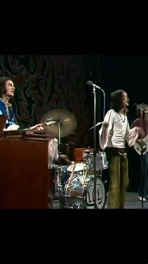 MissMissyPhillly🎼🎹🎸 on Instagram: "YES - Time And A Word 1970 Have a great day 🫶 Music performed by YES Off the album Time and a Word which is the second studio album by English rock band Yes, first released in the UK on 24 July 1970 and later in the US on 2 November 1970 by Atlantic Records. It was put together several months after the release of the band’s 1969 eponymous debut, during which they continued to tour heavily and recorded Time and a Word between shows. Yes continued to follow t