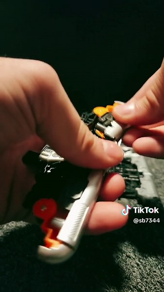 Transformers Soundwave Spasm Part 15 Review | SDCC 2016 Xiaomi Tablet