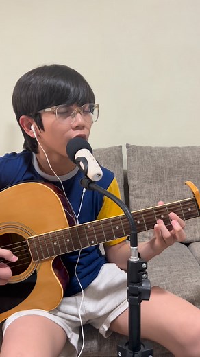 Binalewala — Song request from Kuya Junior Gabriel 🎶 #binalewala #fingerstyleguitarcover #FingerstyleGuitar #SongRequest | Raine Dela Cruz