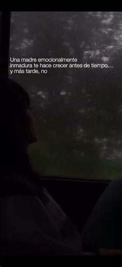 Madre emocionalmente inmadura.