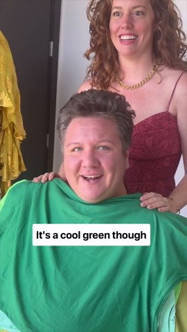 Lindsey Myers 🌈 Created Colorful on Instagram: "It’s SO common to avoid a whole color group based on a comment someone made when we were young. We’re often not even consciously aware of why or when we wrote off a certain color, but we tend to skip it on the rack, and end up not trying it on in decades! One of my favorite things about helping people learn their best colors is unlocking a color that has been on their “I can’t wear that” list forever. Because you get to try on the version of the c